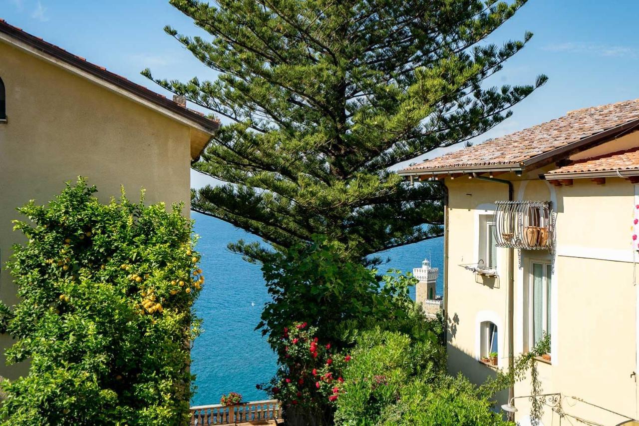 Borgo Dei Saraceni - Suites & Apartments Agropoli Bagian luar foto