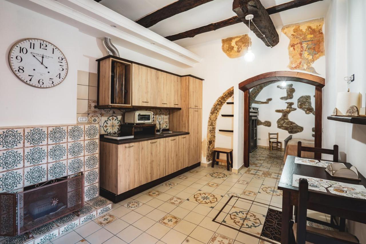 Borgo Dei Saraceni - Suites & Apartments Agropoli Bagian luar foto