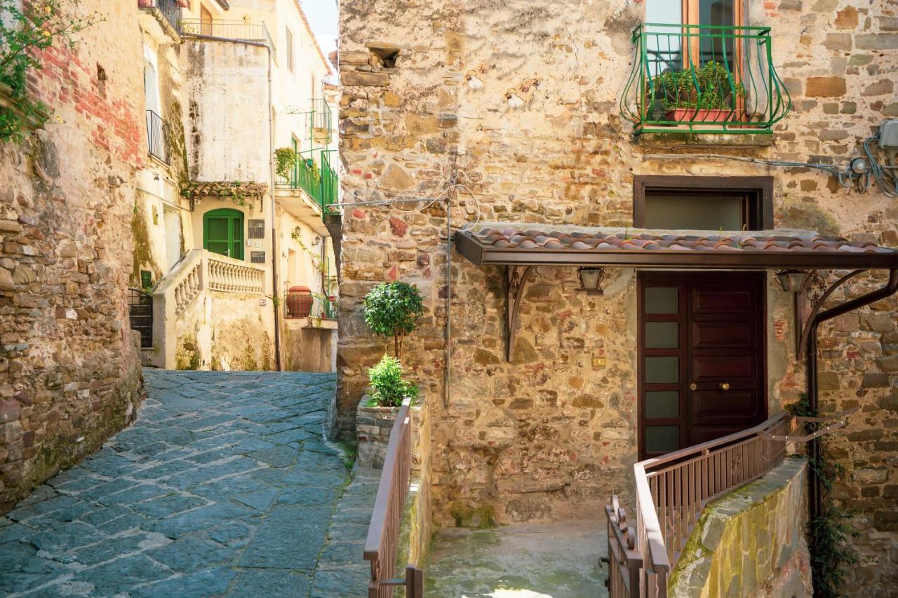 Borgo Dei Saraceni - Suites & Apartments Agropoli Bagian luar foto